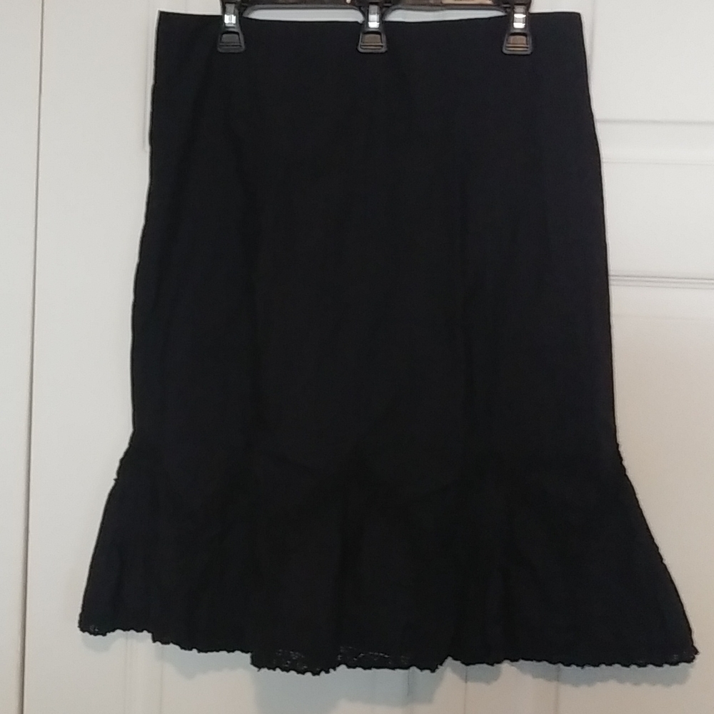Black Organic Cotton Skirt with Crochet Lace Trim